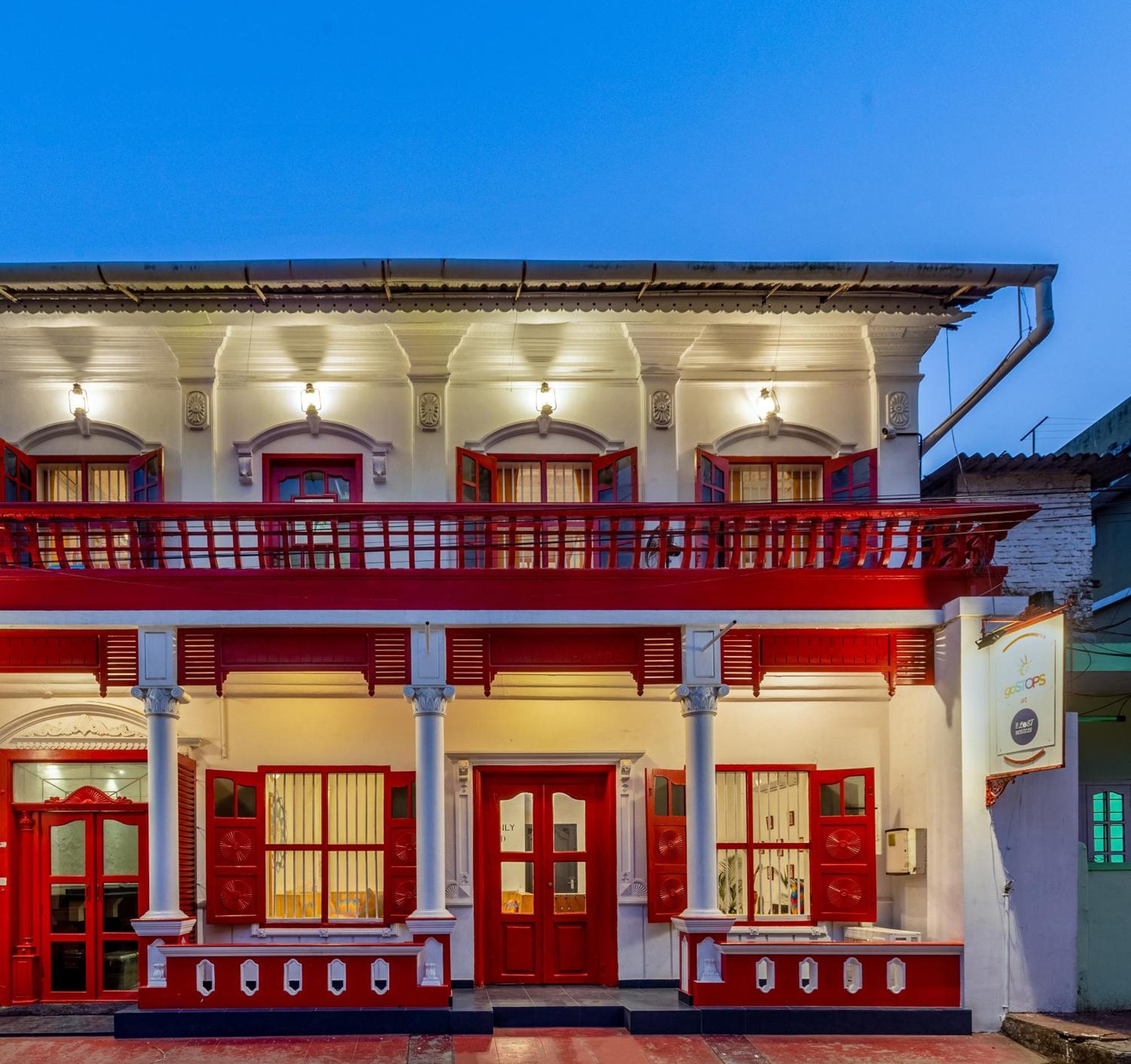 Gostops Lite Kochi Exterior photo